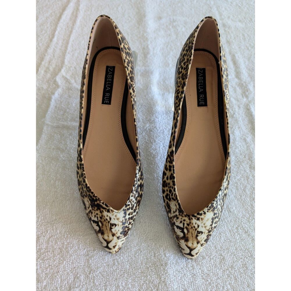 Zabella Rue Leo Flats 8.5 Leopard Cheetah Animal Print Pointed Toe Shoes